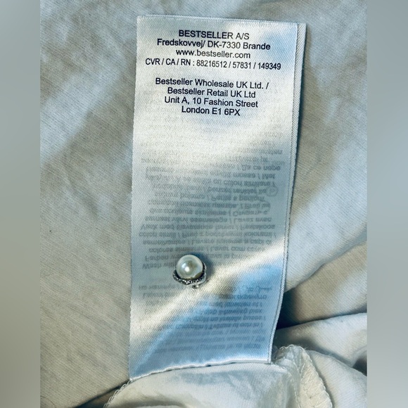 Women’s Crop White Blouse Size L - Picture 9 of 11